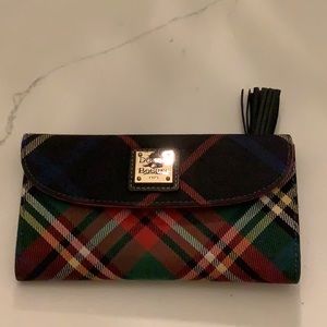 NWOT Dooney & Bourke plaid wallet with tassel.